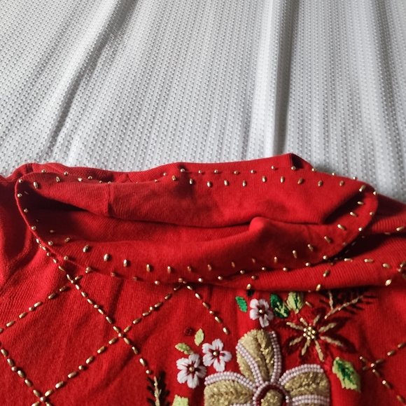 VINTAGE 1980's Hand-Embroidered Christmas Sweater Maurice Sasson MockNeck - Picture 5 of 13